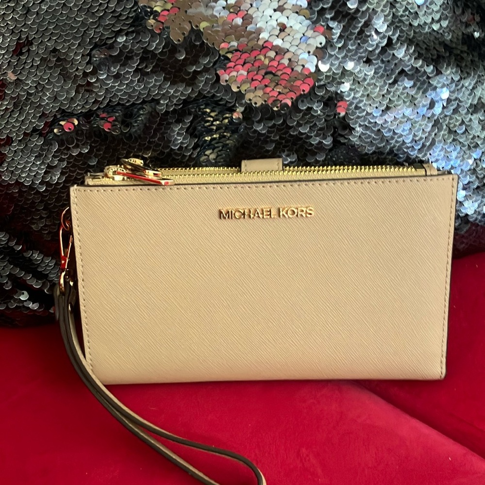 Michael Kors Khaki Zip Wallet